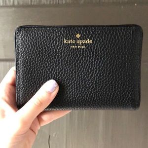 Black Kate spade wallet